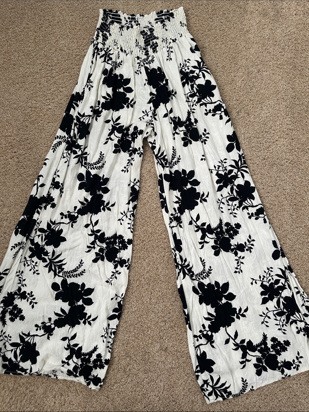 Final Touch Black & White Wide Leg Smocked Floral Pants